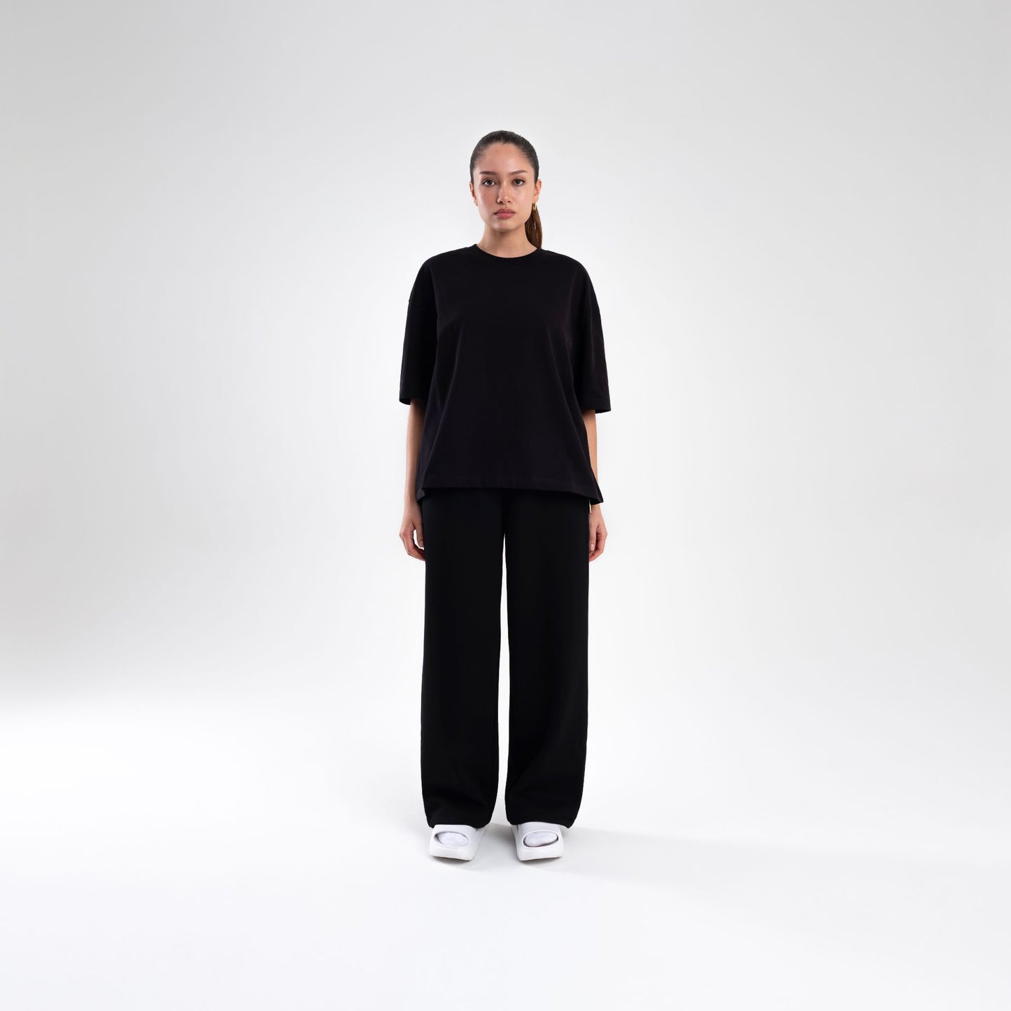 BLACK BOXY HEAVYWEIGHT T-SHIRT