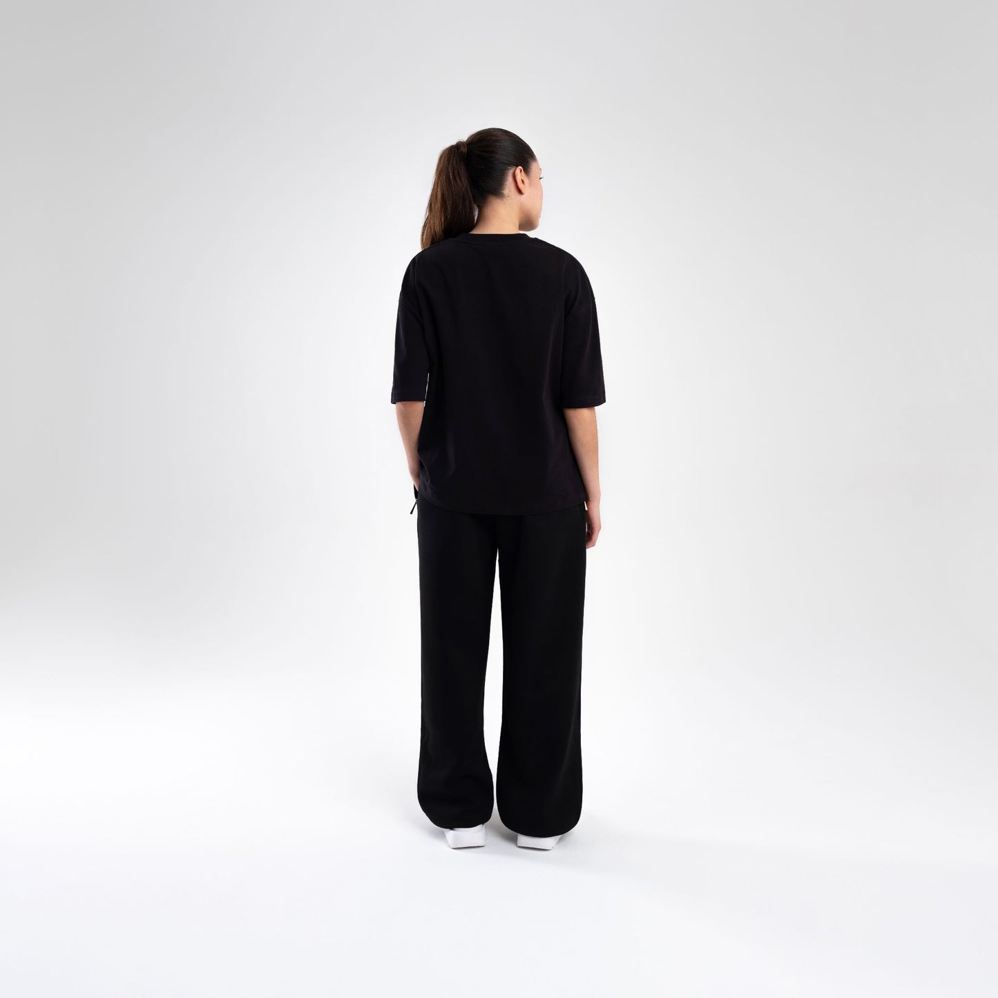 BLACK BOXY HEAVYWEIGHT T-SHIRT