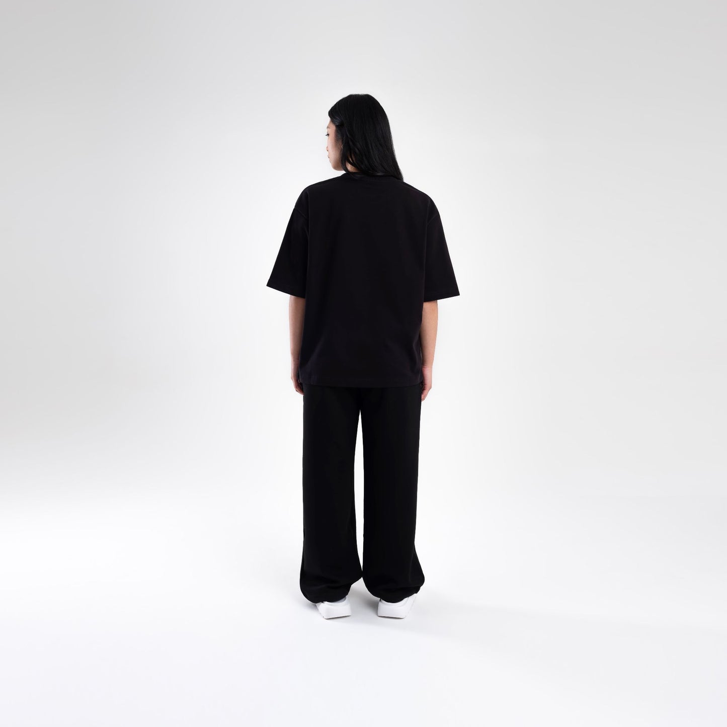 BLACK OVERSIZE HEAVWEIGHT T-SHIRT