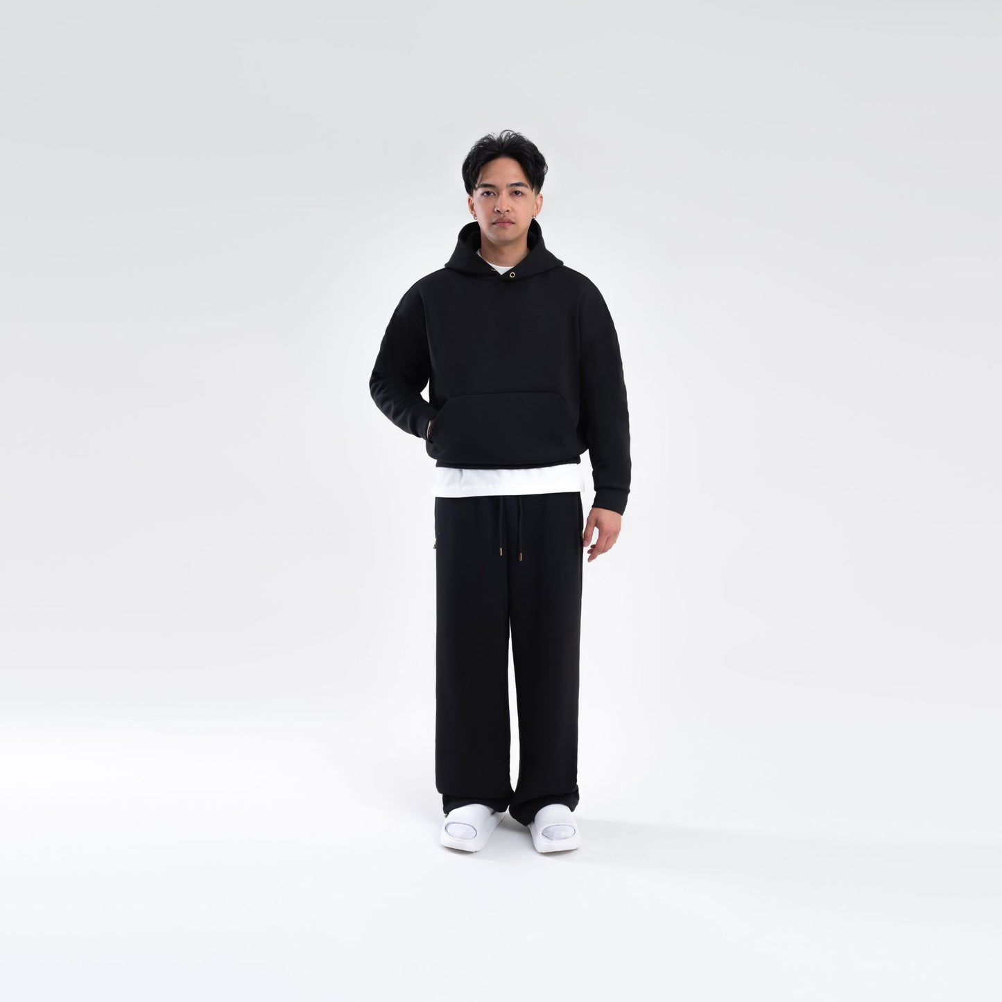 BLACK SCUBA BOXY PULLOVER HOODIE