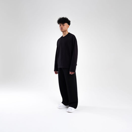 BLACK LONGSLEEVE BOXY HEAVYWEIGHT T-SHIRT