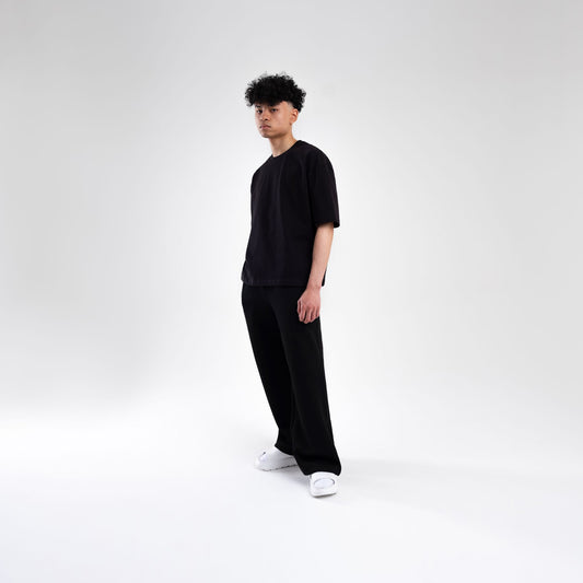 BLACK BOXY HEAVYWEIGHT T-SHIRT