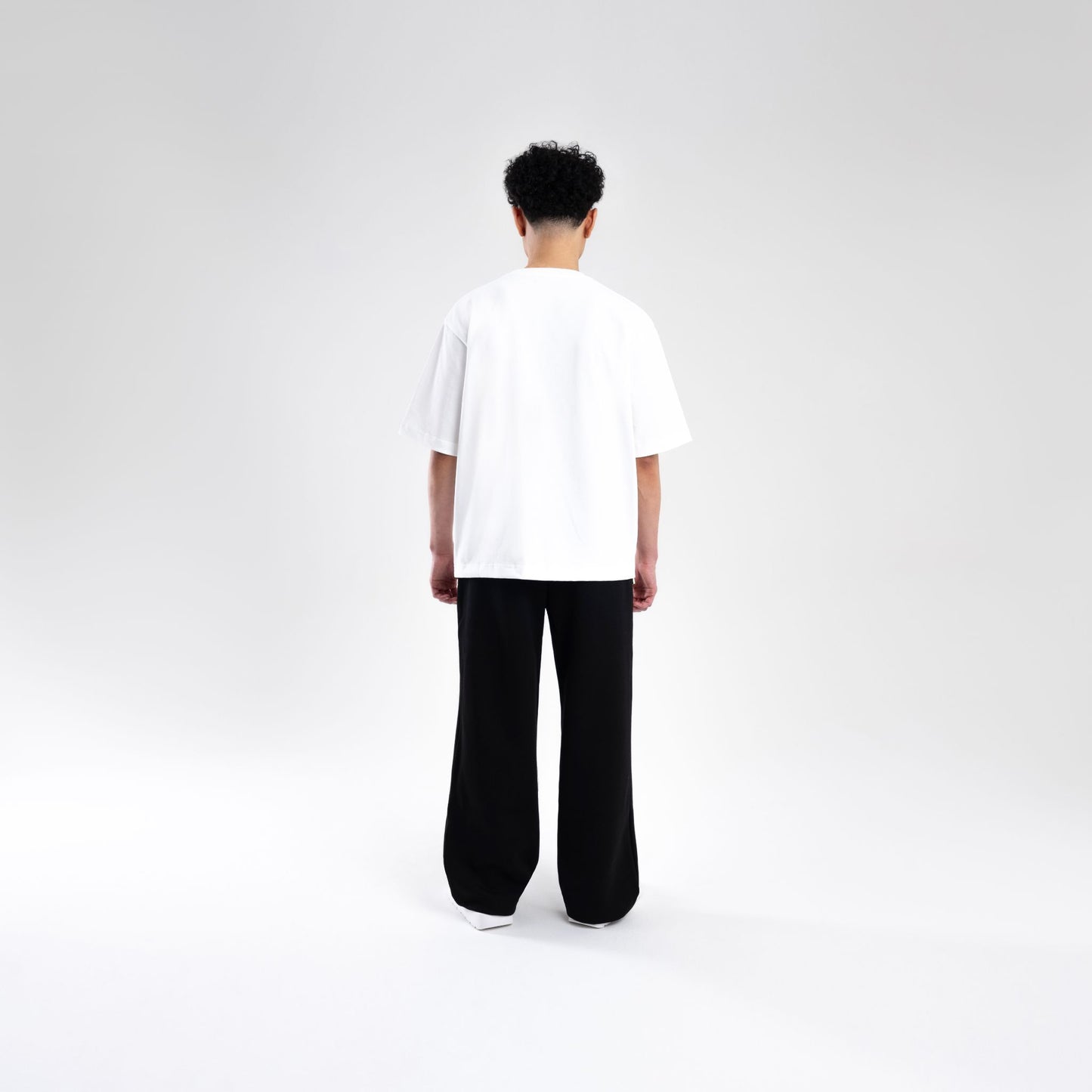 WHITE OVERSIZE HEAVWEIGHT T-SHIRT
