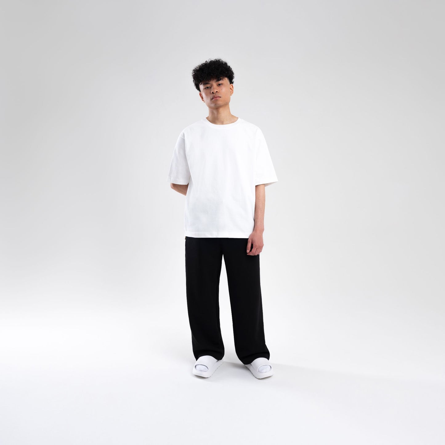 WHITE OVERSIZE HEAVWEIGHT T-SHIRT